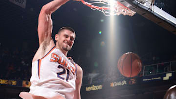 PHOENIX, AZ - NOVEMBER 6: Alex Len