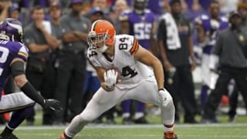 Sep 22, 2013; Minneapolis, MN, USA; Cleveland Browns tight end Jordan Cameron (84) catches a pass during the fourth quarter against the Cleveland Browns at Mall of America Field at H.H.H. Metrodome. The Browns defeated the Vikings 31-27. Mandatory Credit: Brace Hemmelgarn-USA TODAY Sports