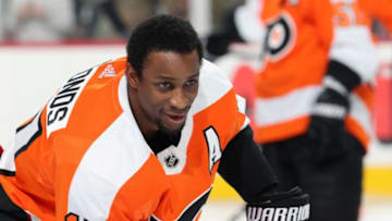 PHILADELPHIA, PA - MARCH 12: Wayne Simmonds #17 of the Philadelphia Flyers warms up against the Vegas Golden Knights on March 12, 2018 at the Wells Fargo Center in Philadelphia, Pennsylvania. (Photo by Len Redkoles/NHLI via Getty Images)