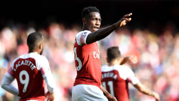 LONDON, ENGLAND - AUGUST 25: Danny Welbeck of Arsenal celebrates after he scores his sides third goal during the Premier League match between Arsenal FC and West Ham United at Emirates Stadium on August 25, 2018 in London, United Kingdom. (Photo by Clive Mason/Getty Images)