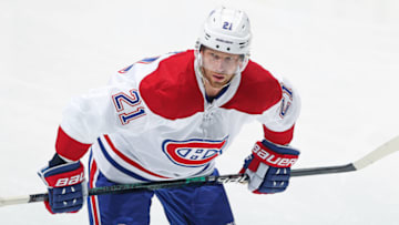 TORONTO, ON - APRIL 7: Eric Staal #21 of the Montreal Canadiens gets set for a faceoff against the Toronto Maple Leafs during an NHL game at Scotiabank Arena on April 7, 2021 in Toronto, Ontario, Canada. The Maple Leafs defeated the Canadiens 3-2. (Photo by Claus Andersen/Getty Images)