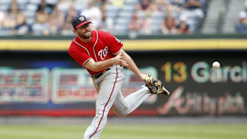 Sep 17, 2016; Atlanta, GA, USA; Washington Nationals second baseman Daniel Murphy (20) throws a runner out at second against the Atlanta Braves in the sixth inning at Turner Field. Mandatory Credit: Brett Davis-USA TODAY Sports