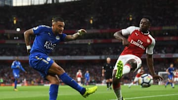 LONDON, ENGLAND - AUGUST 11: Danny Drinkwater of Leicester City clears the ball as Danny Welbeck of Arsenal closes in during the Premier League match between Arsenal and Leicester City at the Emirates Stadium on August 11, 2017 in London, England. (Photo by Michael Regan/Getty Images)