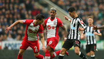 NEWCASTLE UPON TYNE, ENGLAND - MARCH 10: Ayoze Perez of Newcastle United is challenged by Cedric Soares and Mario Lemina of Southampton during the Premier League match between Newcastle United and Southampton at St. James Park on March 10, 2018 in Newcastle upon Tyne, England. (Photo by Alex Livesey/Getty Images)