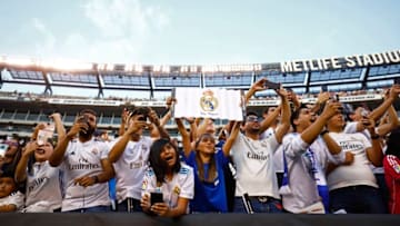 EAST RUTHERFORD, NEW JERSEY - JULY 26: Fans cheer prior to the the International Champions Cup match between Atletico Madrid and Real Madrid at MetLife Stadium on July 26, 2019 in East Rutherford, New Jersey. (Photo by Jeff Zelevansky/International Champions Cup via Getty Images)