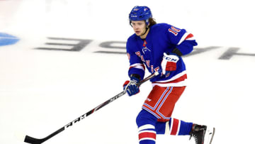 NEW YORK, NEW YORK - OCTOBER 03: Artemi Panarin #10 of the New York Rangers skates down the ice during their game against the Winnipeg Jets at Madison Square Garden on October 03, 2019 in New York City. (Photo by Emilee Chinn/Getty Images)