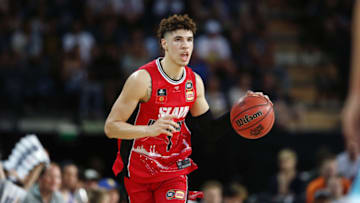 AUCKLAND, NEW ZEALAND - NOVEMBER 30: LaMelo Ball of the Hawks in action during the round 9 NBL match between the New Zealand Breakers and the Illawarra Hawks at Spark Arena on November 30, 2019 in Auckland, New Zealand. (Photo by Anthony Au-Yeung/Getty Images)