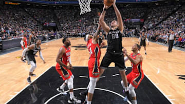 SACRAMENTO, CA - JANUARY 4: Nemanja Bjelica #88 of the Sacramento Kings shoots a layup against Brandon Ingram #14 of the New Orleans Pelicans on January 4, 2020 at Golden 1 Center in Sacramento, California. NOTE TO USER: User expressly acknowledges and agrees that, by downloading and or using this photograph, User is consenting to the terms and conditions of the Getty Images Agreement. Mandatory Copyright Notice: Copyright 2020 NBAE (Photo by Rocky Widner/NBAE via Getty Images)