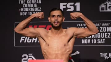 GOLDEN, CO - NOVEMBER 09: Yair Rodriguez of Mexico poses on the scale during the UFC Fight Night weigh-in on November 9, 2018 in Golden, Colorado. (Photo by Chris Unger/Zuffa LLC/Zuffa LLC via Getty Images)