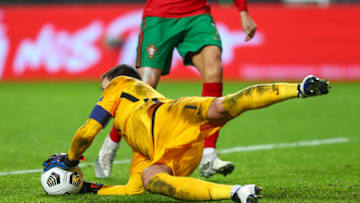 LISBON, PORTUGAL - NOVEMBER 14: Hugo Lloris of France, Tottenham. (Photo by Carlos Rodrigues/Getty Images)