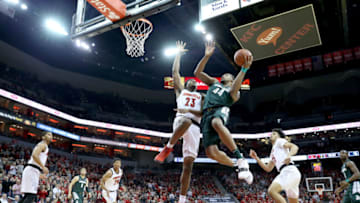 LOUISVILLE, KY - NOVEMBER 27: Nick Ward #44 of the Michigan State Spartans shoots the ball against the Louisville Cardinals at KFC YUM! Center on November 27, 2018 in Louisville, Kentucky. (Photo by Andy Lyons/Getty Images)