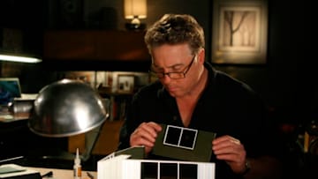 "Leapin' Lizards" -- The CSIs discover that several suspects in a woman's murder are members of a bizarre UFO club who believe that shape-shifting reptile-like aliens have mated with humans for centuries as a means of conquering the human race, on CSI: CRIME SCENE INVESTIGATION, Thursday, September 2 (originally broadcast May 3) the CBS Television Network. Meanwhile, Grissom (William Petersen) uses an evening at home to construct a miniature of his office. Photo: Michael Desmond/CBS ©2007 CBS Broadcasting Inc. All Rights Reserved.