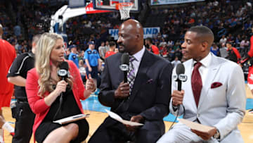 OKC Thunder analyst Antonio Daniels (Photo by Zach Beeker/NBAE via Getty Images)