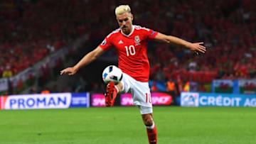 TOULOUSE, FRANCE - JUNE 20: Aaron Ramsey of Wales controls the ball during the UEFA EURO 2016 Group B match between Russia and Wales at Stadium Municipal on June 20, 2016 in Toulouse, France. (Photo by Stu Forster/Getty Images)