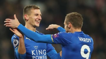 LONDON, ENGLAND - NOVEMBER 24: Marc Albrighton of Leicester City (L) celebrates as he scores their first goal with Jamie Vardy during the Premier League match between West Ham United and Leicester City at London Stadium on November 24, 2017 in London, England. (Photo by Julian Finney/Getty Images)