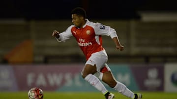 BOREHAMWOOD, ENGLAND - APRIL 18: Serge Gnabry of Arsenal during the match between Arsenal U21 and West bromwich Albion U21 at Meadow Park on April 18, 2016 in Borehamwood, England. (Photo by David Price/Arsenal FC via Getty Images)