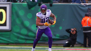 EAST RUTHERFORD, NJ - OCTOBER 21: Minnesota Vikings tight end Kyle Rudolph (82) during the National Football League Game between the New York Jets and the Minnesota Vikings on October 21, 2018 at MetLife Stadium in East Rutherford, NJ. (Photo by Rich Graessle/Icon Sportswire via Getty Images)