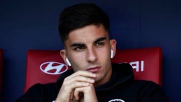 MADRID, SPAIN - OCTOBER 19: Ferran Torres of Valencia CF looks on prior the game during the Liga match between Club Atletico de Madrid and Valencia CF at Wanda Metropolitano on October 19, 2019 in Madrid, Spain. (Photo by Quality Sport Images/Getty Images)