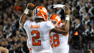 BLACKSBURG, VA - SEPTEMBER 30: Tavien Feaster #28 of the Clemson Tigers celebrates after scoring a 60-yard touchdown during the first quarter against the Virginia Tech Hokies at Lane Stadium on September 30, 2017 in Blacksburg, Virginia. (Photo by Michael Shroyer/Getty Images)