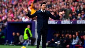 Real Madrid's Argentinian coach Santiago Solari reacts during the Spanish league football match between Club Atletico de Madrid and Real Madrid CF at the Wanda Metropolitano stadium in Madrid on February 9, 2019. (Photo by GABRIEL BOUYS / AFP) (Photo credit should read GABRIEL BOUYS/AFP/Getty Images)