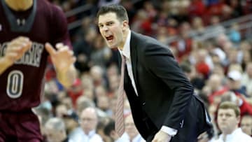 LOUISVILLE, KY - NOVEMBER 21: David Padgett the interim head coach of the Louisville Cardinals gives instructions to his team in the game against the Southern Illinois Salukis at KFC YUM! Center on November 21, 2017 in Louisville, Kentucky. (Photo by Andy Lyons/Getty Images)
