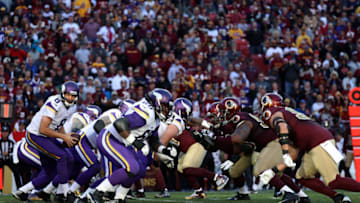 LANDOVER, MD - NOVEMBER 13: Quarterback Sam Bradford #8 of the Minnesota Vikings drops back against the Washington Redskins in the third quarter at FedExField on November 13, 2016 in Landover, Maryland. (Photo by Rob Carr/Getty Images)