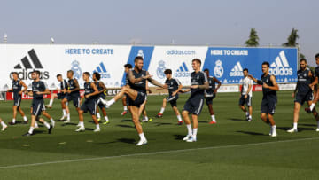 MADRID, SPAIN - SEPTEMBER 14: Players of Real Madrid warm up during a training session at Valdebebas training ground on September 14, 2018 in Madrid, Spain. (Photo by Angel Martinez/Real Madrid via Getty Images)