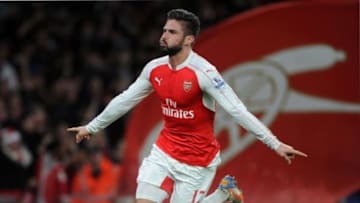 LONDON, ENGLAND - DECEMBER 21: Olivier Giroud celebrates scoring Arsenal's 2nd goal during the Barclays Premier League match between Arsenal and Manchester City at Emirates Stadium on December 21, 2015 in London, England. (Photo by David Price/Arsenal FC via Getty Images)