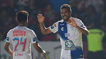 VERACRUZ, MEXICO - OCTOBER 26: Franco Jara of Pachuca celebrates after scoring the first goal of his team during a 14th round match between Veracruz and Pachuca as part of Torneo Apertura 2018 Liga MX at Luis 'Pirata' de la Fuente Stadium on October 26, 2018 in Veracruz, Mexico. (Photo by Felix Cuneo/Jam Media/Getty Images)