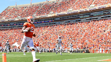 CLEMSON, SC - SEPTEMBER 01: Quarterback Kelly Bryant #2 of the Clemson Tigers runs in a 35 yard touchdown in the third quarter of the Tigers' football game against the Furman Paladins at Clemson Memorial Stadium on September 1, 2018 in Clemson, South Carolina. (Photo by Mike Comer/Getty Images)