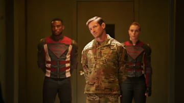 Superman & Lois -- "What Lies Beneath" -- Image Number: SML201c_0082r.jpg -- Pictured: Ian Bohen as Lieutenant Mitch Anderson-- Photo: Shane Harvey/The CW -- © 2021 The CW Network, LLC. All Rights Reserved