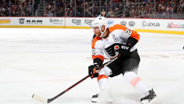 DENVER, CO - OCTOBER 06: Claude Giroux #28 of the Philadelphia Flyers skates against the Colorado Avalanche at the Pepsi Center on October 6, 2018 in Denver, Colorado. The Avalanche defeated the Flyers 5-2. (Photo by Michael Martin/NHLI via Getty Images)"n"n