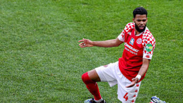 MAINZ, GERMANY - APRIL 3: Jeremiah St. Juste of 1. FSV Mainz 05 protesting during the German 1 Bundesliga match between FSV Mainz 05 and Arminia Bielefeld at Opel Arena on April 3, 2021 in Mainz, Germany (Photo by Joachim Bywaletz/BSR Agency.Getty Images)