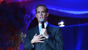 BEVERLY HILLS, CA - JANUARY 24: Sportscaster Joe Buck speaks at The Voice Health Institute's "Raise Your Voice" benefit at the Beverly Hills Hotel on January 24, 2013 in Beverly Hills, California. (Photo by Alberto E. Rodriguez/Getty Images for The Voice Health Institute)