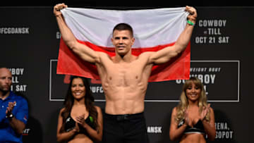GDANSK, POLAND - OCTOBER 20: Marcin Held of Poland poses on the scale during the UFC Fight Night Weigh-in inside Ergo Arena on October 20, 2017 in Gdansk, Poland. (Photo by Jeff Bottari/Zuffa LLC/Zuffa LLC via Getty Images)