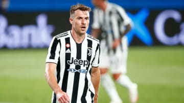BARCELONA, SPAIN - AUGUST 08: Aaron Ramsey of Juventus FC looks on during the Joan Gamper Trophy match between FC Barcelona and Juventus at Estadi Johan Cruyff on August 08, 2021 in Barcelona, Spain. (Photo by Eric Alonso/Getty Images)