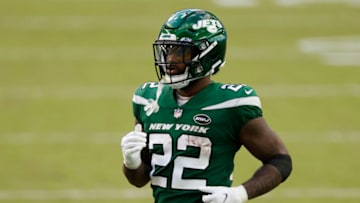 MIAMI GARDENS, FLORIDA - OCTOBER 18: La'Mical Perine #22 of the New York Jets looks on against the Miami Dolphins at Hard Rock Stadium on October 18, 2020 in Miami Gardens, Florida. (Photo by Michael Reaves/Getty Images)