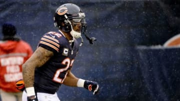 Jan 3, 2016; Chicago, IL, USA; Chicago Bears running back Matt Forte (22) warms up before the Chicago Bears game against the Detroit Lions at Soldier Field. Mandatory Credit: Matt Marton-USA TODAY Sports