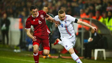 HERNING, DENMARK - MARCH 24: Andreas Christensen of Denmark (L) battles for the ball with Kolbeinn Sigthorsson of Iceland during the International Friendly match between Denmark and Iceland at the MCH Arena on March 24, 2016 in Herning, Denmark. (Photo by Dan Mullan/Getty Images)