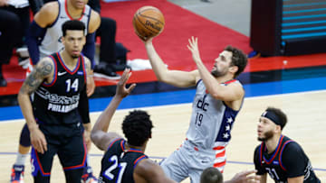 Philadelphia 76ers, Joel Embiid, Danny Green, Seth Curry (Photo by Tim Nwachukwu/Getty Images)