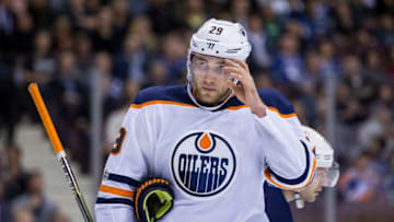 VANCOUVER, BC - OCTOBER 07: Edmonton Oilers Right Wing Leon Draisaitl (29) during the Edmonton Oilers game versus the Vancouver Canucks on October 07, 2017, at Rogers Arena in Vancouver, BC. Vancouver won 3-2. (Photo by Bob Frid/Icon Sportswire via Getty Images)
