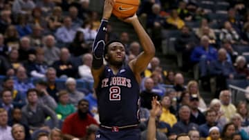 MILWAUKEE, WI - FEBRUARY 21: Shamorie Ponds #2 of the St. John's Red Storm attempts a shot in the second half against the Marquette Golden Eagles at the BMO Harris Bradley Center on February 21, 2018 in Milwaukee, Wisconsin. (Photo by Dylan Buell/Getty Images)