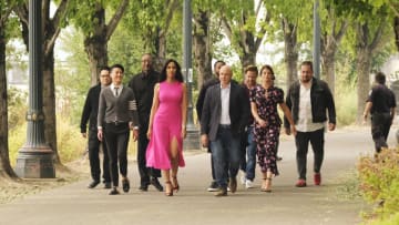 TOP CHEF -- Episode 1801 -- Pictured: (l-r) Dale Talde, Melissa King, Gregory Gourdet, Padma Lakshmi, Kwame Onwuachi, Tom Colicchio, Richard Blais, Gail Simmons, Amar Santana -- (Photo by: David Moir/Bravo)