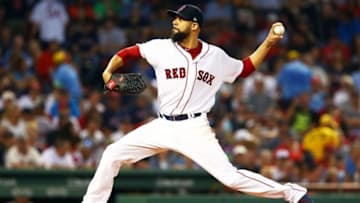 BOSTON, MA - AUGUST 18: David Price #24 of the Boston Red Sox pitches in the second inning of a game against the Tampa Bay Rays at Fenway Park on August 18, 2018 in Boston, Massachusetts. (Photo by Adam Glanzman/Getty Images)