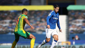 Everton's Colombian midfielder James Rodriguez (R) controls the ball during the English Premier League football match between Everton and West Bromwich Albion at Goodison Park in Liverpool, north west England on September 19, 2020. (Photo by Nick Potts / POOL / AFP) / RESTRICTED TO EDITORIAL USE. No use with unauthorized audio, video, data, fixture lists, club/league logos or 'live' services. Online in-match use limited to 120 images. An additional 40 images may be used in extra time. No video emulation. Social media in-match use limited to 120 images. An additional 40 images may be used in extra time. No use in betting publications, games or single club/league/player publications. / (Photo by NICK POTTS/POOL/AFP via Getty Images)