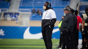 Derek Mason Mandatory Credit: Arden Barnes-USA TODAY Sports