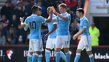 BOURNEMOUTH, ENGLAND - APRIL 02: Kevin de Bruyne (2nd R) of Manchester City celebrates scoring his team's second goal with his team mates during the Barclays Premier League match between A.F.C. Bournemouth and Manchester City at Vitality Stadium on April 2, 2016 in Bournemouth, England. (Photo by Mike Hewitt/Getty Images)
