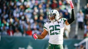 Oct 18, 2015; East Rutherford, NJ, USA; New York Jets strong safety Calvin Pryor (25) in his game against the Washington Redskins at MetLife Stadium. The Jets won, 34-20. Mandatory Credit: Vincent Carchietta-USA TODAY Sports