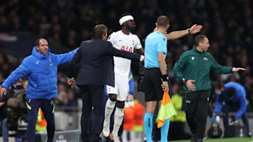 LONDON, ENGLAND - NOVEMBER 04: Davinson Sanchez of Tottenham Hotspur waits to re-enter the pitch after receiving medical treatment during the UEFA Europa Conference League group G match between Tottenham Hotspur and Vitesse at Tottenham Hotspur Stadium on November 04, 2021 in London, England. (Photo by Julian Finney/Getty Images)