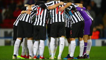 BLACKBURN, ENGLAND - JANUARY 15: Newcastle United huddle together ahead of the FA Cup Third Round Replay match between Blackburn Rovers and Newcastle United at Ewood Park on January 15, 2019 in Blackburn, United Kingdom. (Photo by Chris Brunskill/Fantasista/Getty Images)